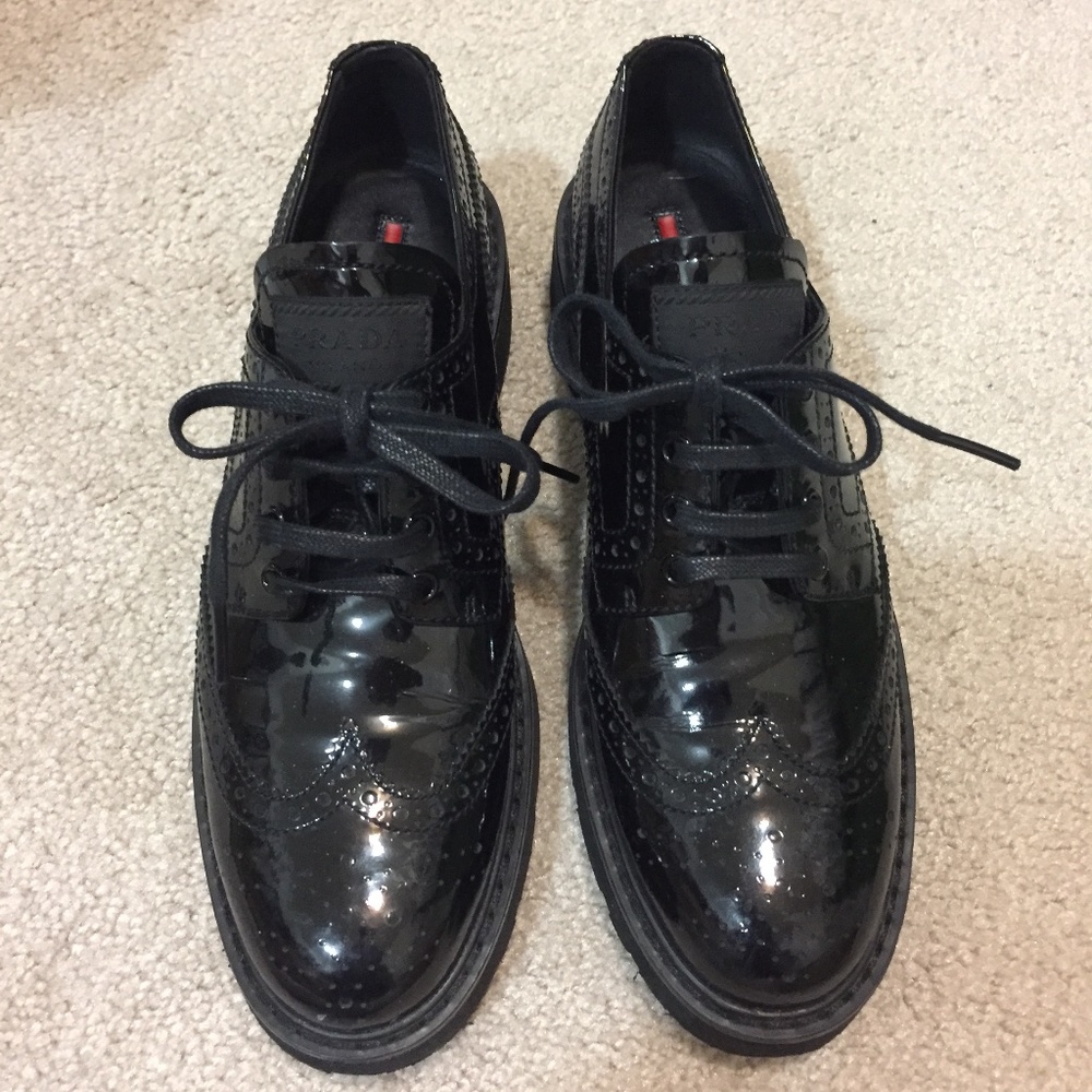 PRADA SPORT Patent Leather Lace-Up Oxfords, Black - women size 38